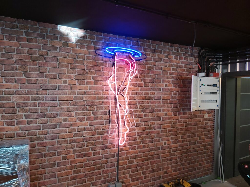 neon (4)